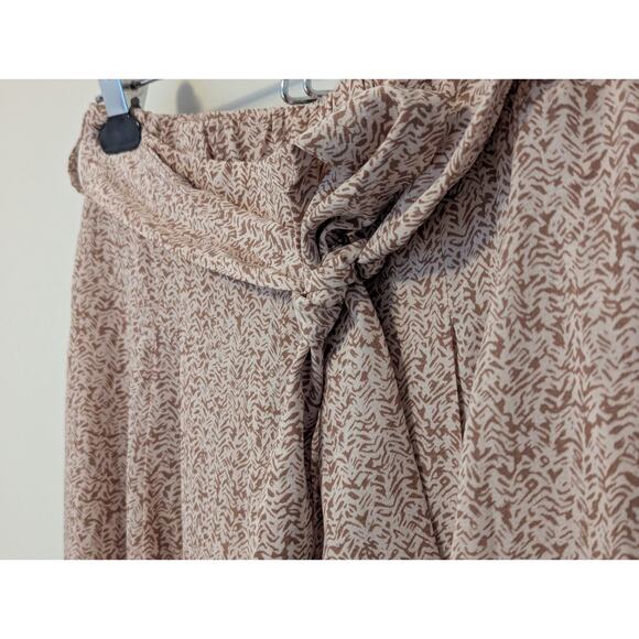 Floral Wide Leg Pants - Picture 4 of 8